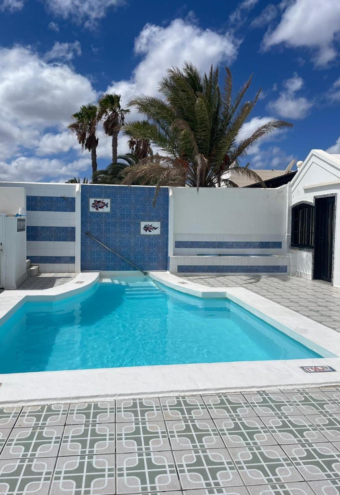 Villa Rosa ปูแอร์โตเดลคาร์เมน ภายนอก รูปภาพ